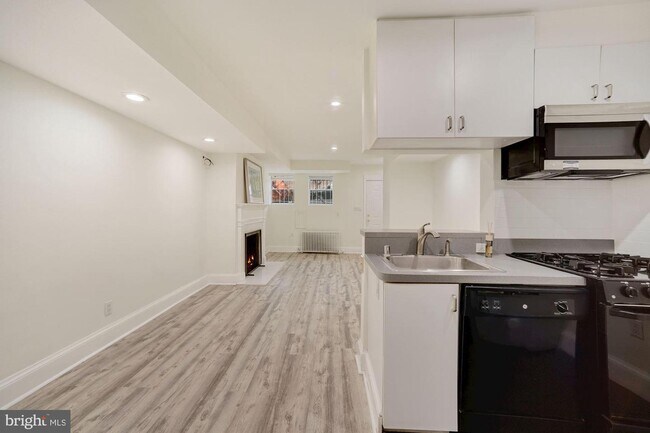 Foto del edificio - 1211 29th St NW