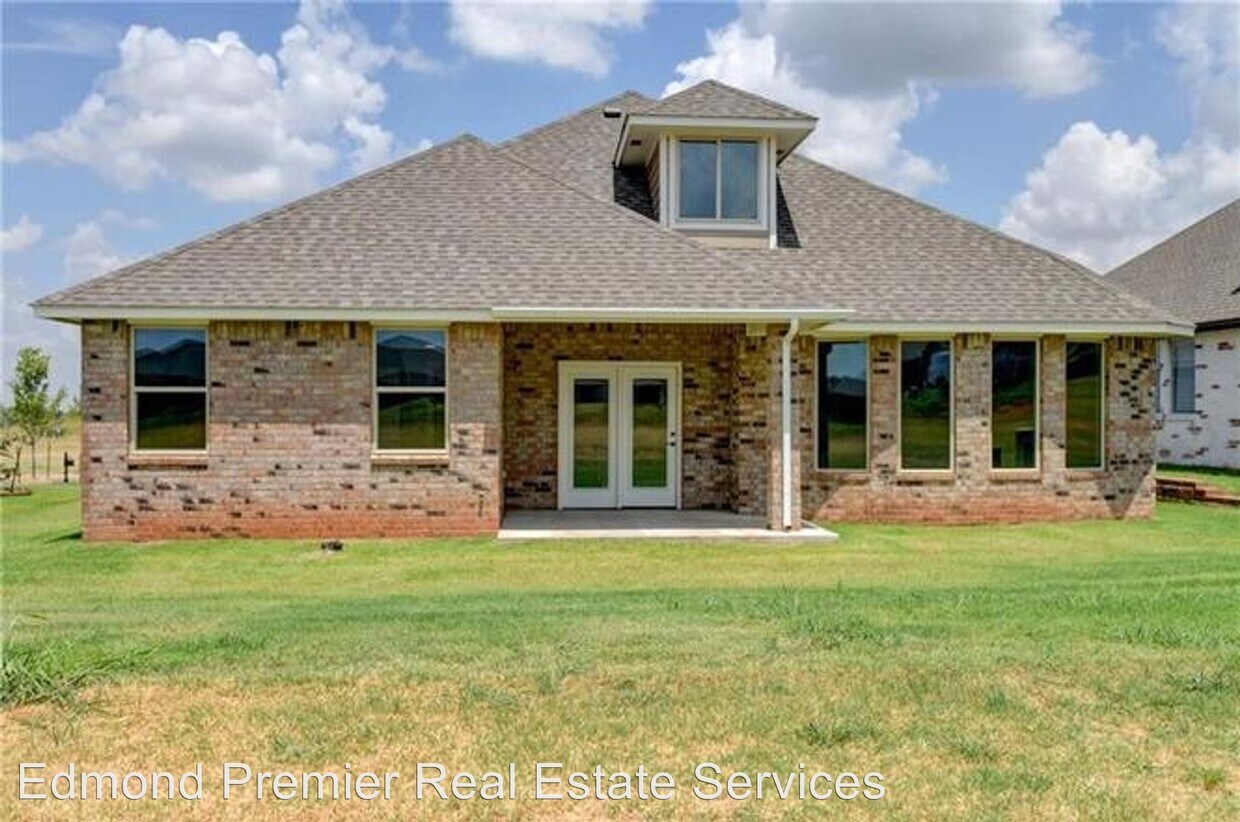 Primary Photo - 3 br, 2 bath House - 15808 Langley Way