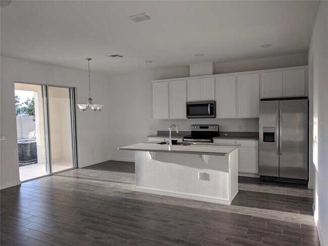 Foto del edificio - 15313 Willow Arbor Cir