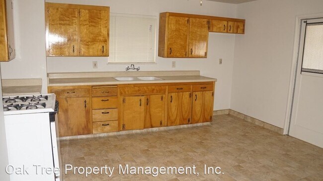 Foto del edificio - 2 br, 1 bath House - 902 Music