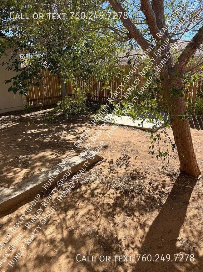 Building Photo - 13058 Mohawk Rd