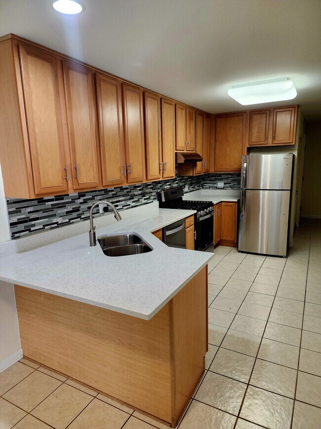 Foto del edificio - 8915 Burlington Ave