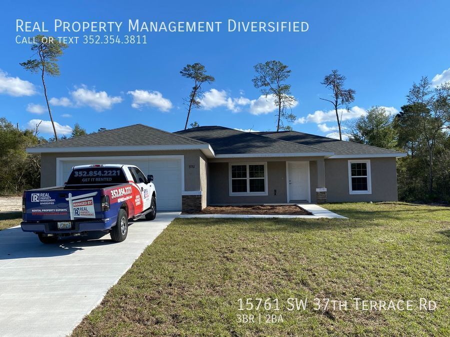 Primary Photo - Custom Home - Desirable SW Ocala Neighborh...