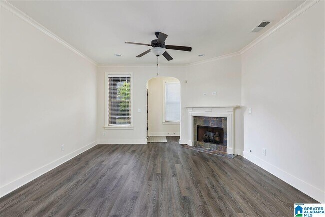 Foto del edificio - 608 Flag Cir