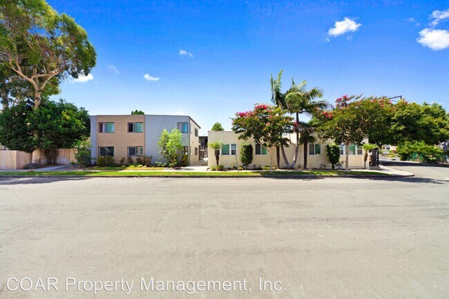 Building Photo - 907 Grand Ave