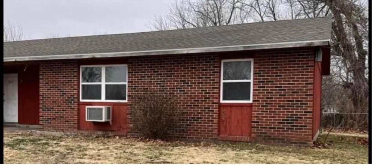Foto principal - 603 S 3rd St