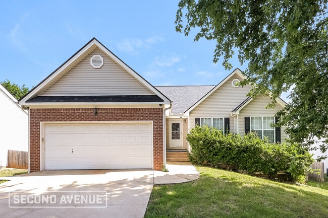 Building Photo - 130 Shenandoah Dr