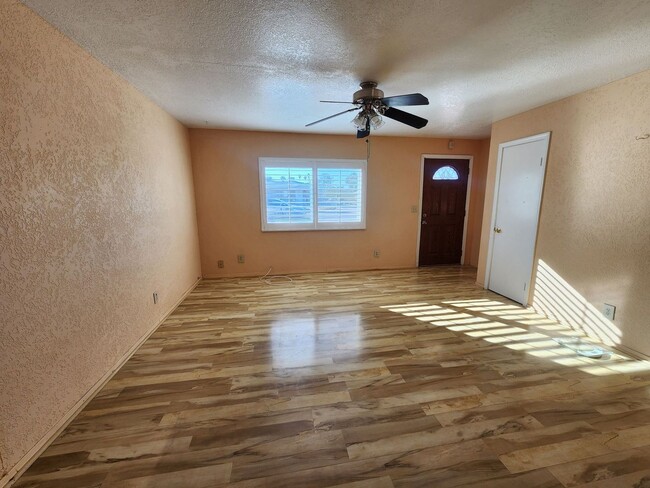 Building Photo - 5557 Cahuilla Ave