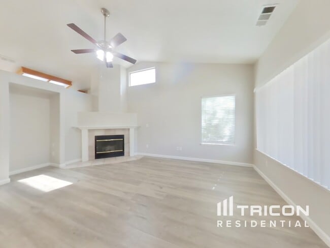 Building Photo - 5204 Firenza Way