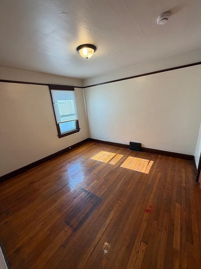 Building Photo - 3181 W 82nd St