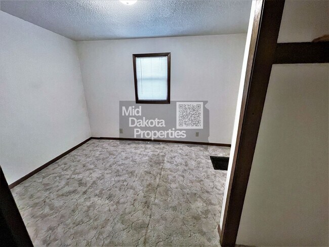 Foto del edificio - 416 E 1st Ave