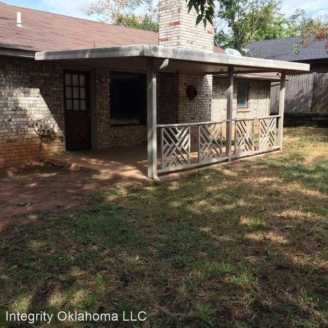 Building Photo - 3 br, 2 bath House - 1010 Castle Rd