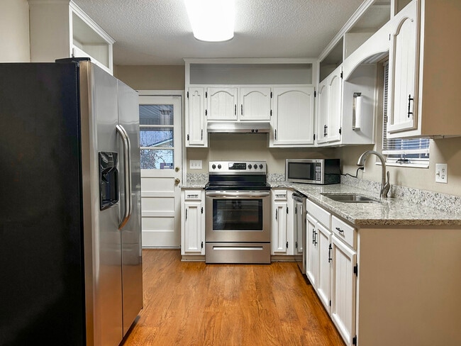 Foto del edificio - 675 Northview Dr NW