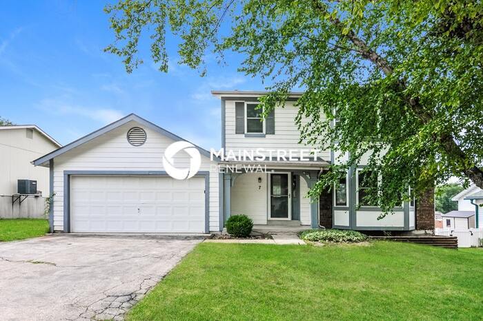 Primary Photo - 3 Bedroom Pet-Friendly Home in St Peters, ...