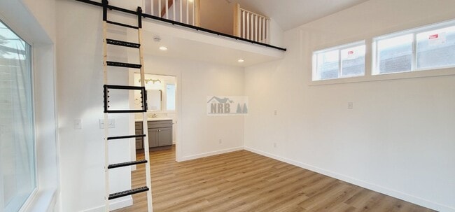 Foto del edificio - 5621 N 44th St