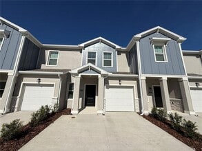 Building Photo - 2533 Skyline Lp