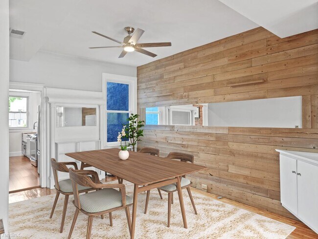 Building Photo - 4 br, 2 bath House - 113 P St Nw Light-fil...