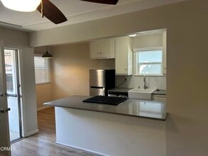 Building Photo - 2661 Los Robles Rd