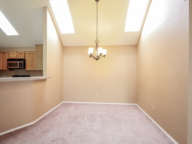 Foto del edificio - 913 Mossberg Ln