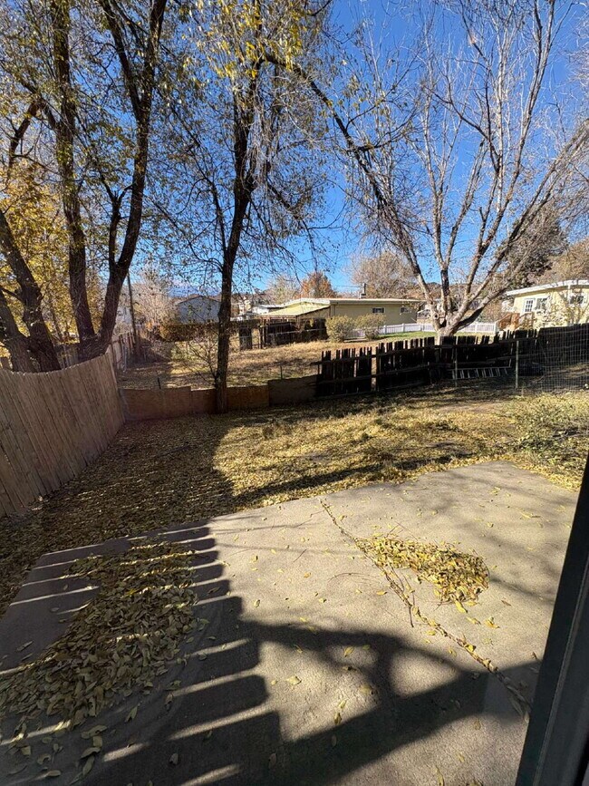 Foto del edificio - 2 bedroom duplex - Bennett