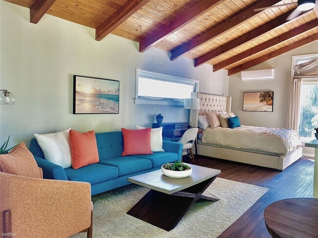 Building Photo - Studio, 1 bath House - 11980 Red Hill Aven...