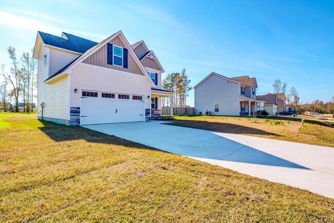 Building Photo - 117 Bellchase Dr