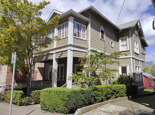 Foto del edificio - Charming Studio in Prime Goose Hollow Location