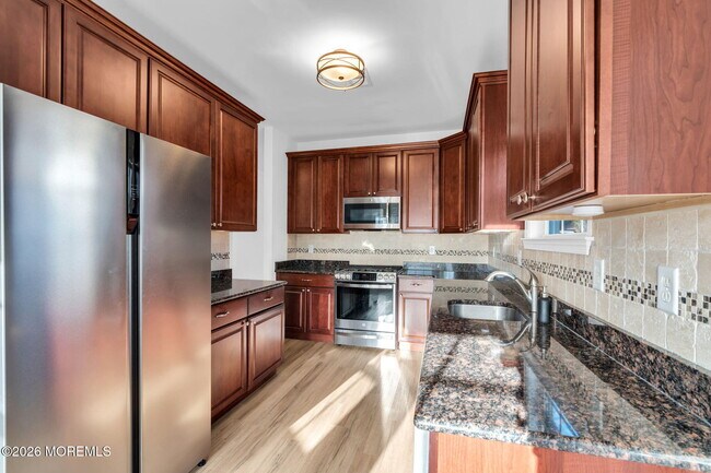 Foto del edificio - 40 Thistledown St