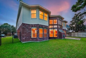 Building Photo - 1222 Watermoon