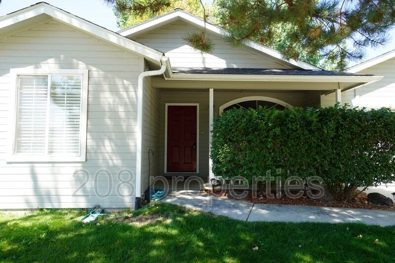 Foto principal - 5903 S Snowdrop Pl