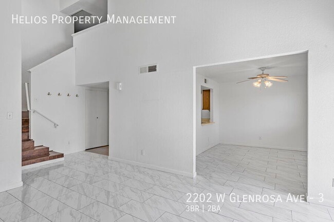 Building Photo - 2202 W Glenrosa Ave