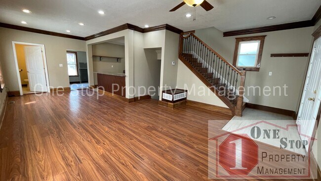 Foto del edificio - Beautiful 3 Bedroom 1 Bathroom Home in Kan...