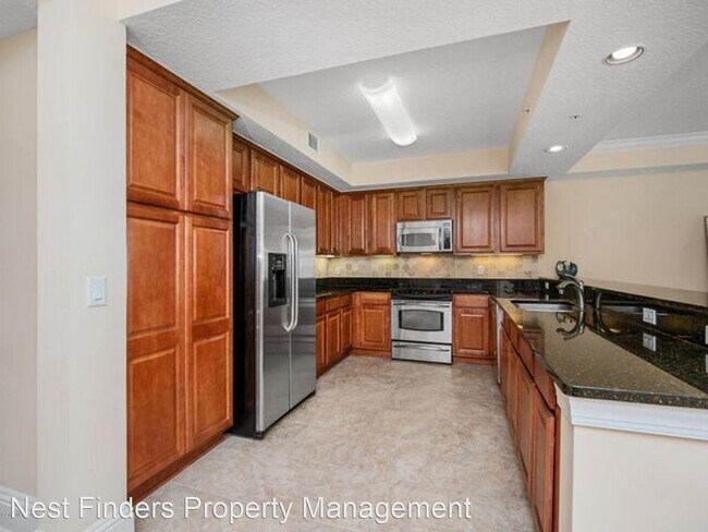 Foto del edificio - 3 br, 3 bath House - 932 1st St N #502