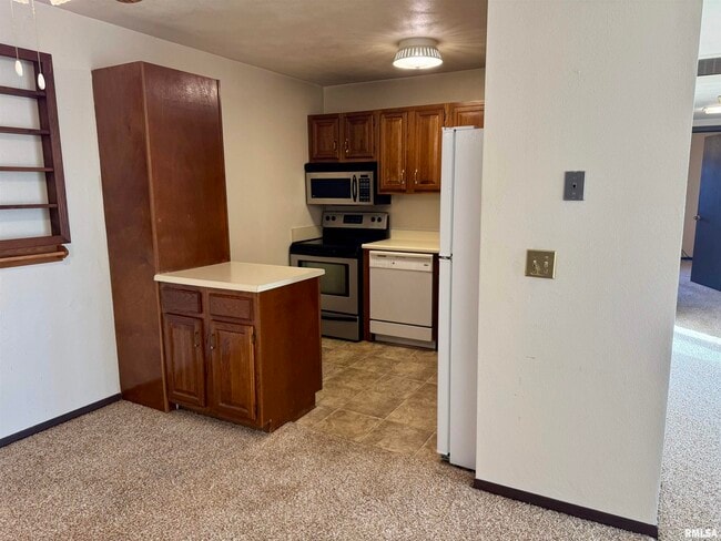 Foto del edificio - 1299 48th Ave