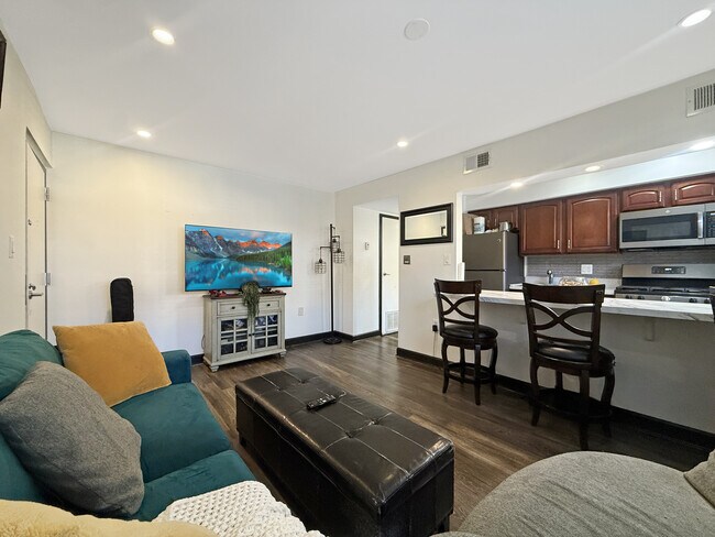 Foto del edificio - 2650 Birney Pl SE