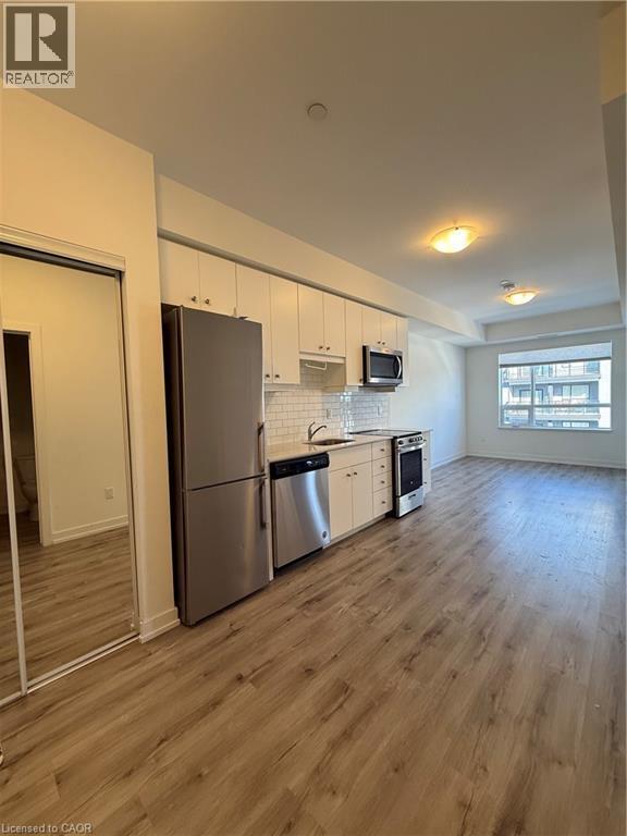 Building Photo - 247 Northfield Dr E