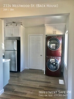 Building Photo - Paradise Hills Renovated Detached House 2 ...