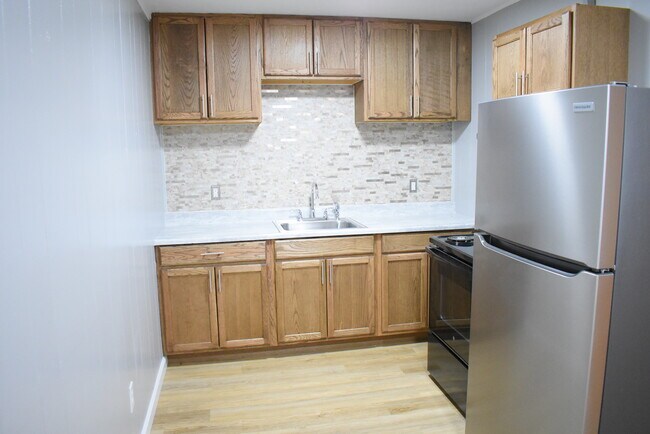 Building Photo - 2319 Banita St