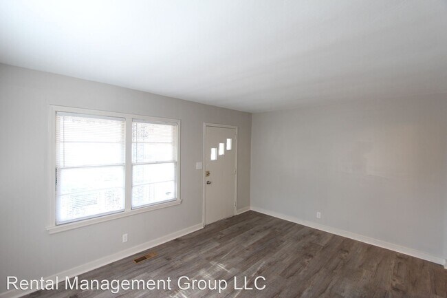 Building Photo - 2 br, 1 bath House - 7321 Paris Avenue