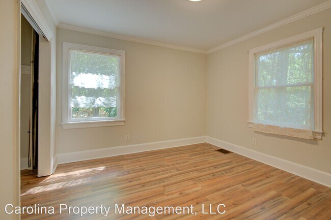 Building Photo - 3 br, 2 bath House - 5009 Lochlain Dr