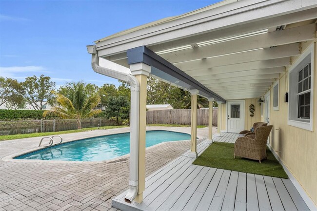 Photo - 9860 NW 3rd St House