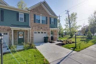 Building Photo - 3501 Middlewich Way