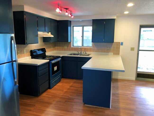 Foto del edificio - 2863 Maranta St