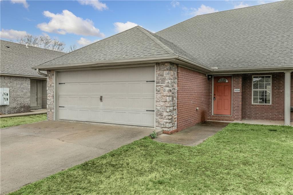 3606 SW Deerfield Blvd, Bentonville, AR 72713 Townhome Rentals in