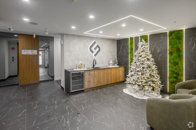 Hall d'entrée - G4  - Westrich Group of Properties