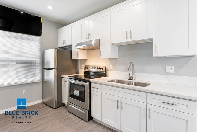 Foto del edificio - 1166 1/2 W 29th St-1166