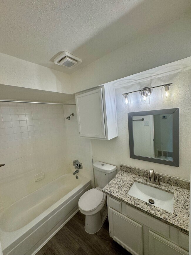 Foto del edificio - 4041 Evergreen St