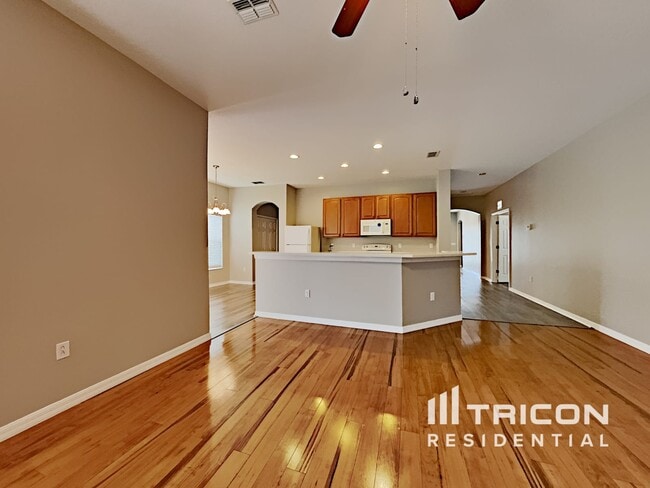 Building Photo - 15213 Durango Cir