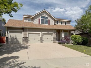 Building Photo - 2730 Sunset Way