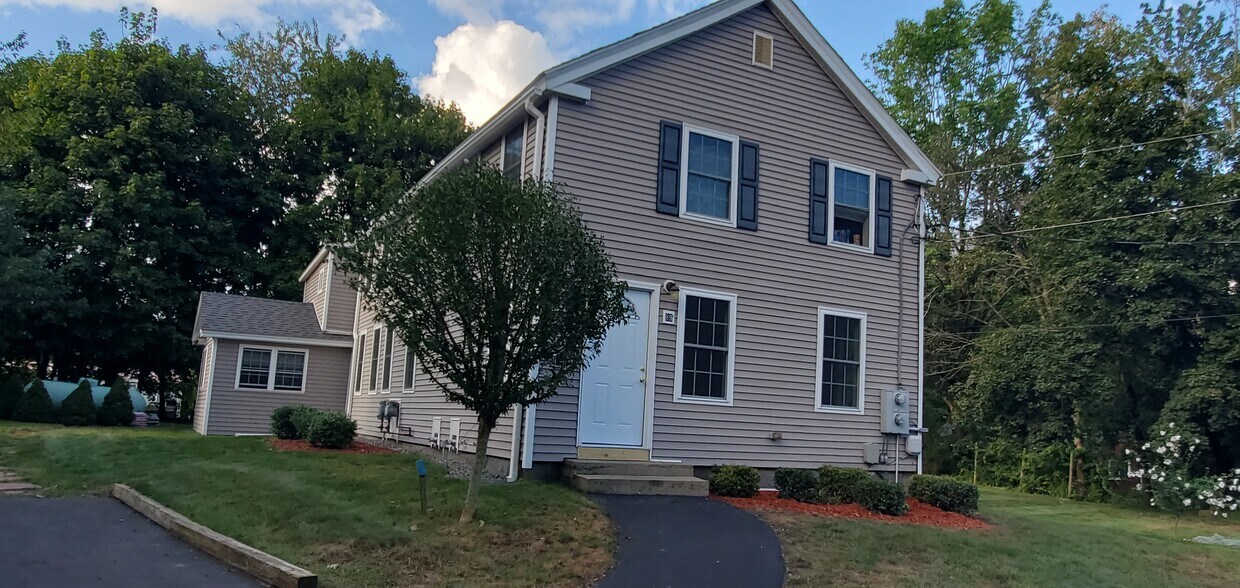 Foto principal - 89 Linden St